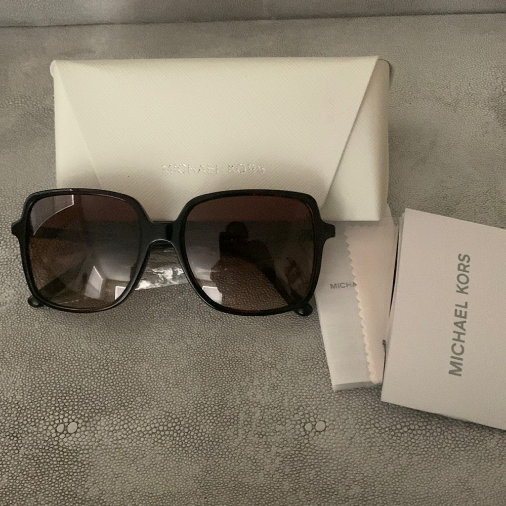 Brand new Michael Kors sunglasses